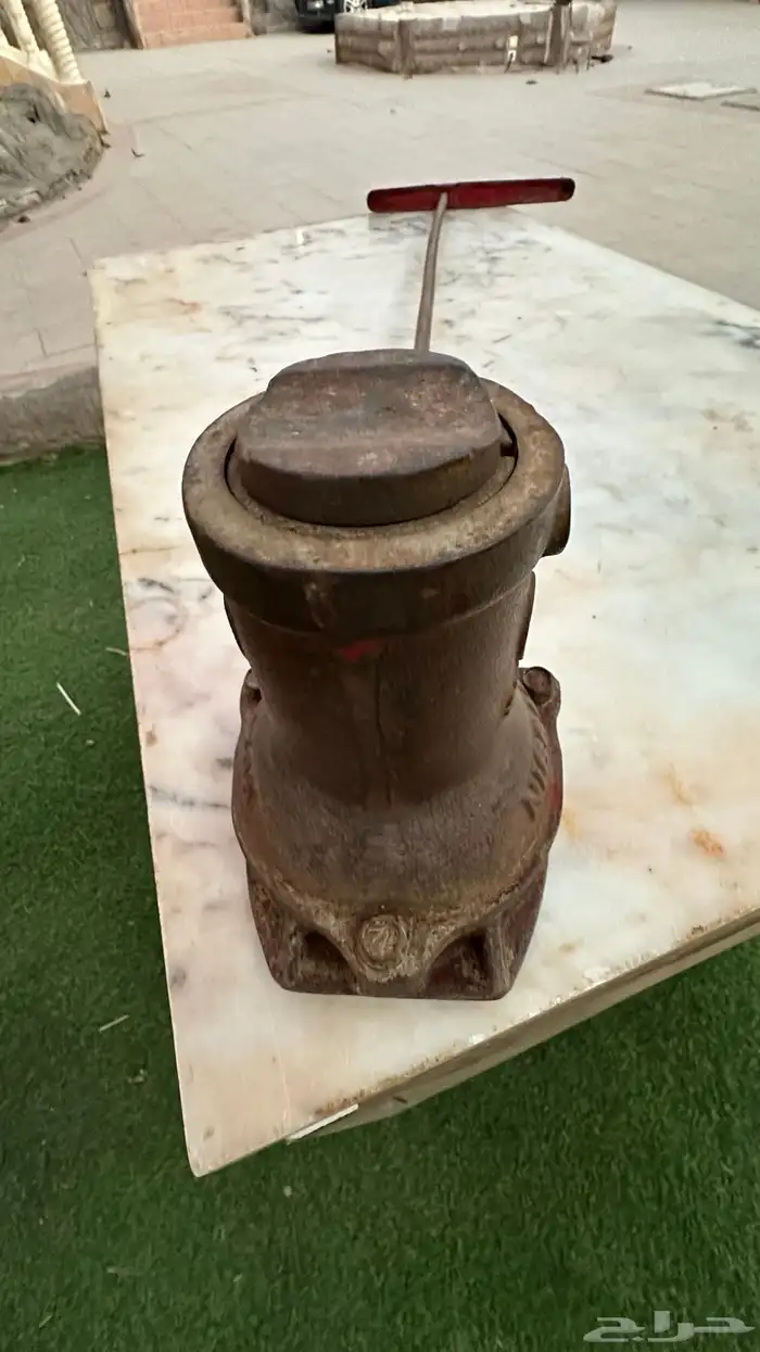 قطع غيار سيارات قديمه مخزنه ونوادر 9