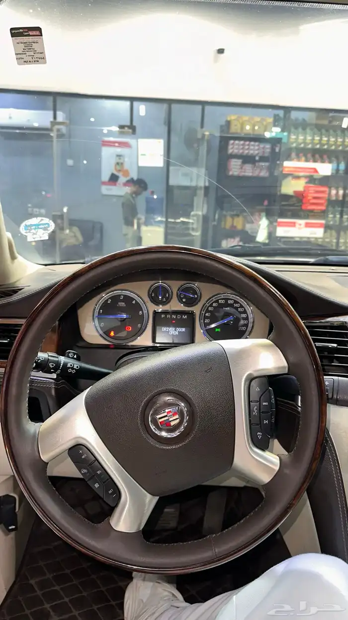 كاديلاك اسكاليد 2013 بلاتينيوم 7