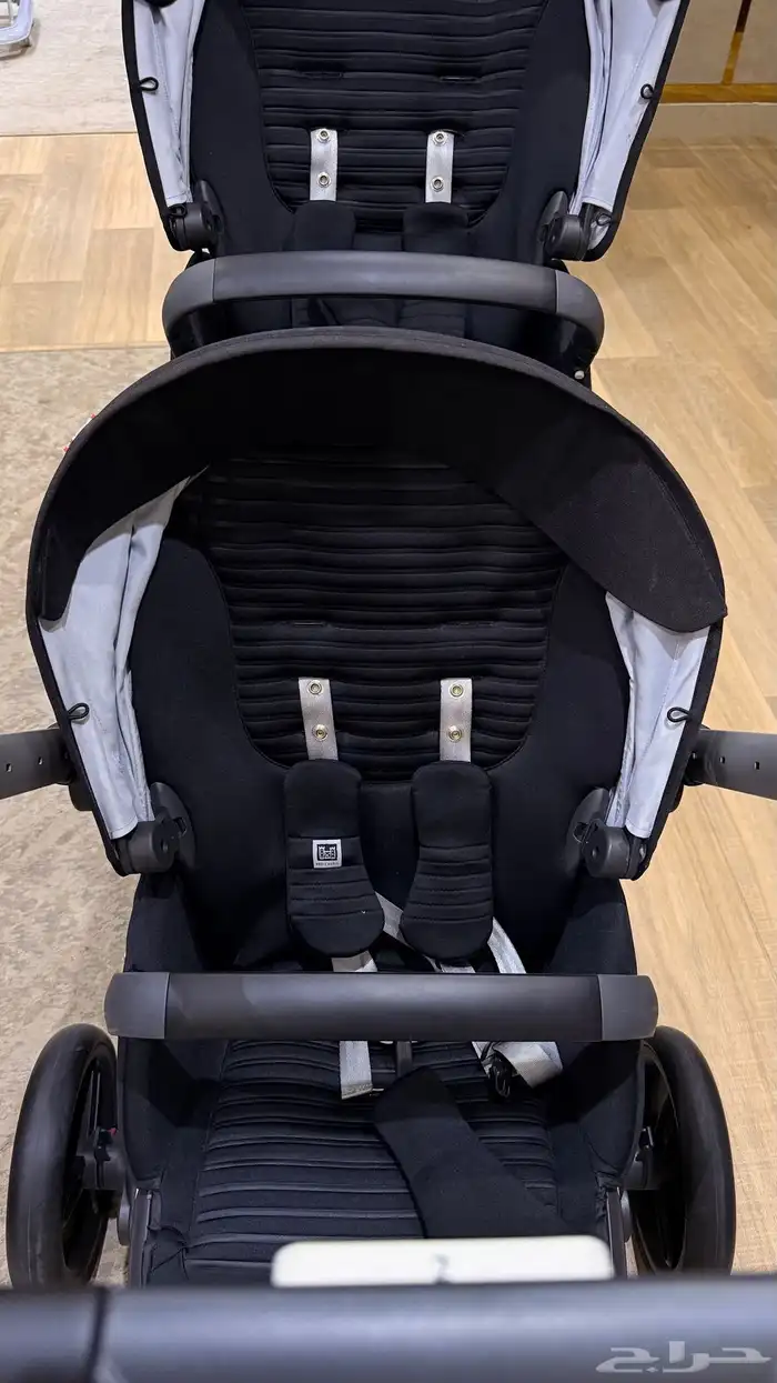 عربية اطفال توأم 11