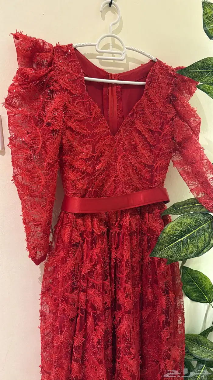 لبس مرتين وفستانين اللي انزلو تفصيل 1