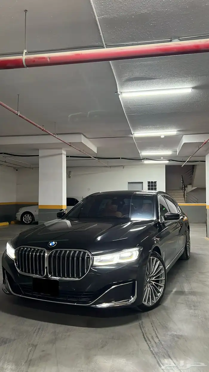 بي ام دبليو 730Li الفل كامل 2021 وكالة للبيع 1