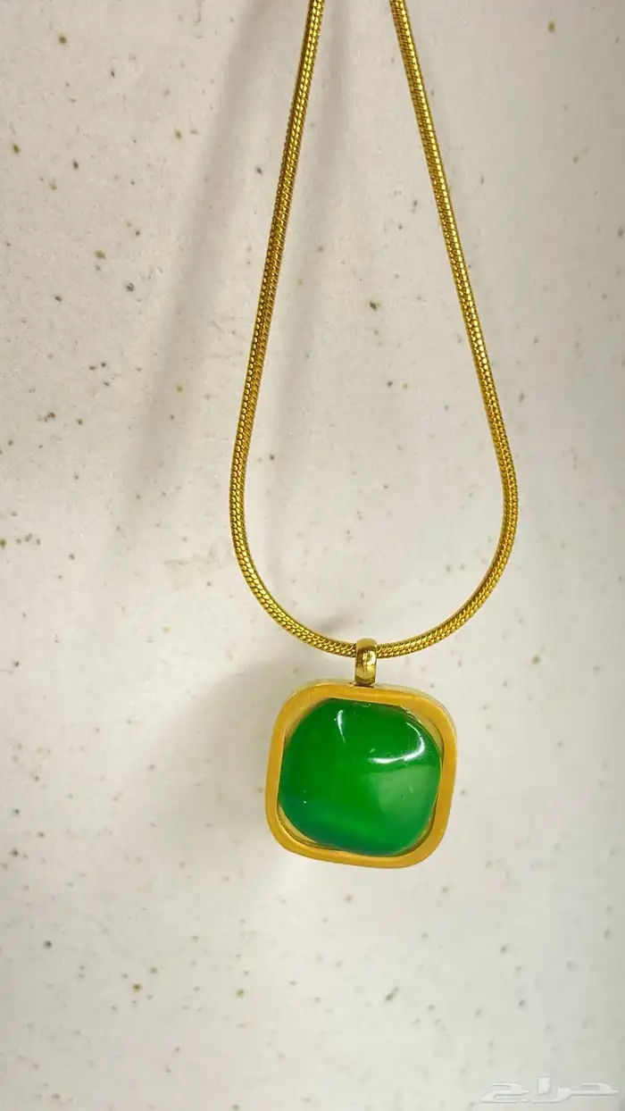 مصورة منتجات ومصممة 0