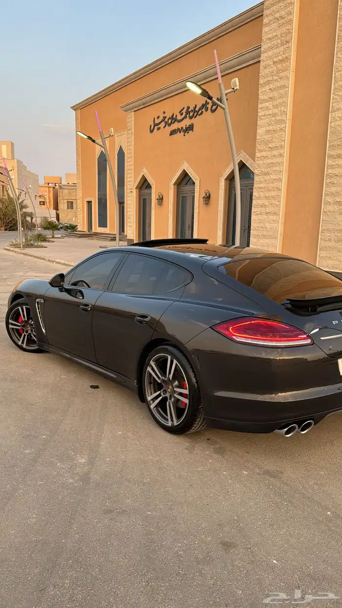 بورش باناميرا 2013 3