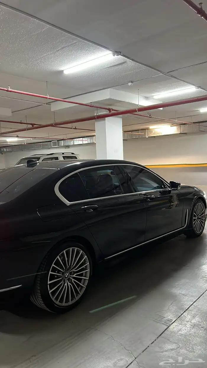 بي ام دبليو 730Li الفل كامل 2021 وكالة للبيع 15