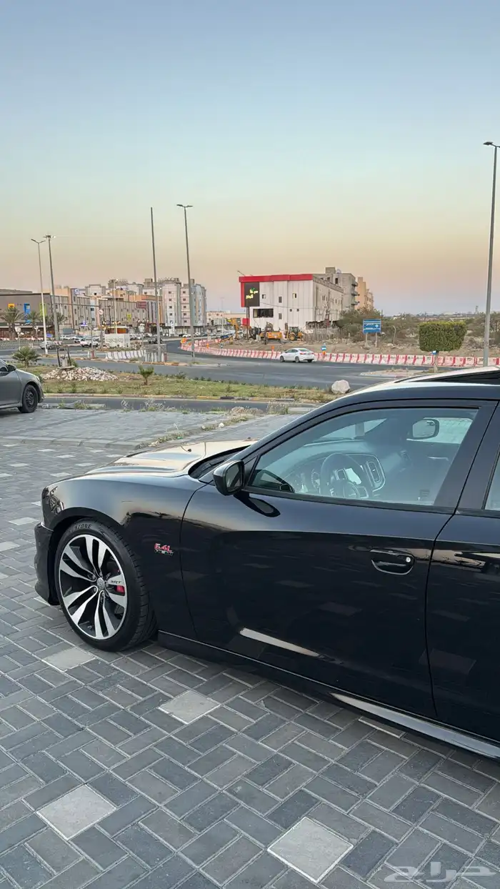 تشارجر SRT 6.4 7