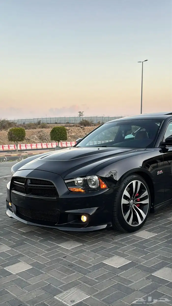 تشارجر SRT 6.4 6