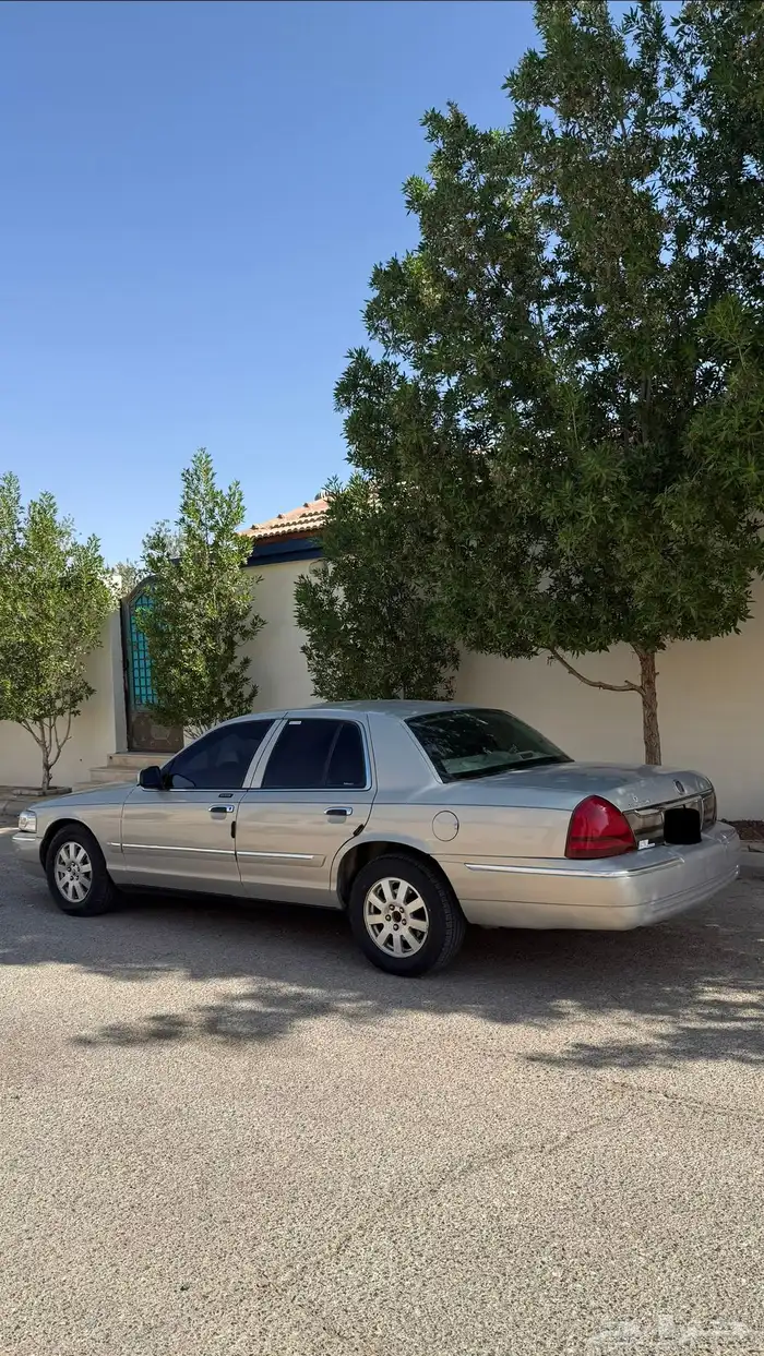 فورد ماركيز 2007 سعودي داخلية هلوز 3