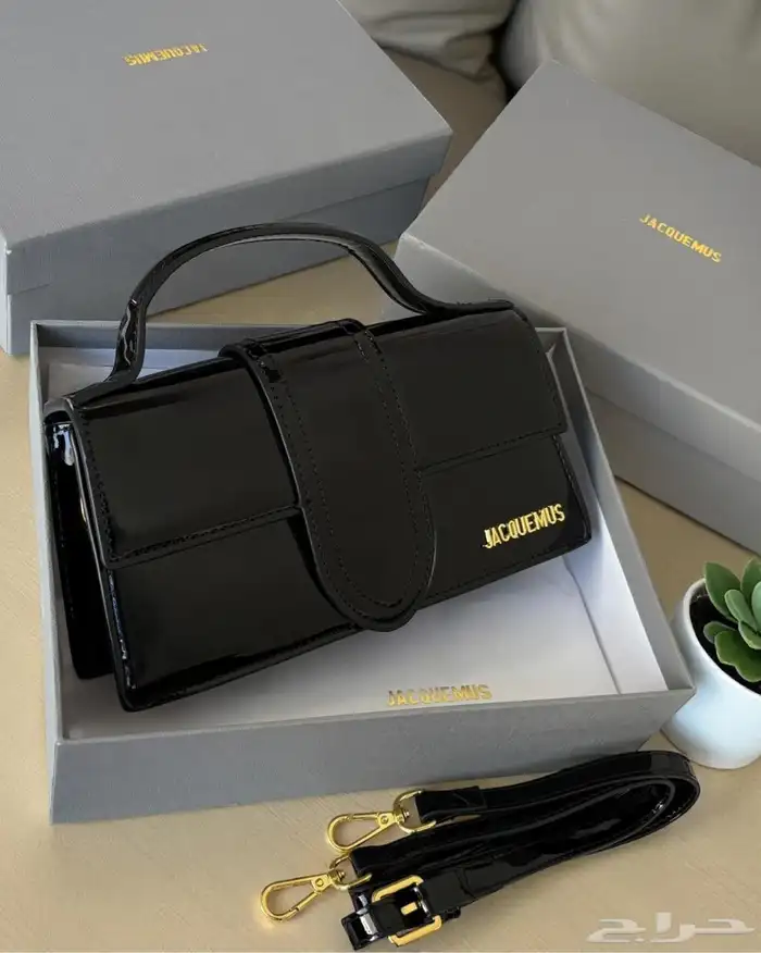 شنط ماركه توصيل فوري جده ورياض باقي المدن شحن لجميع المملكة 26