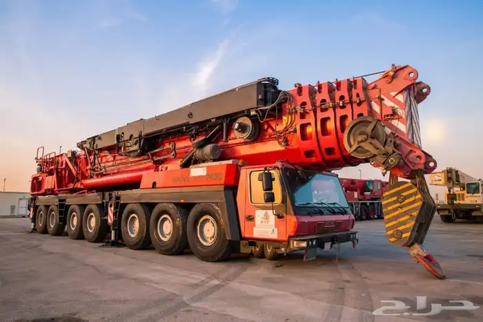 تأجير كرينات من7طن الي 500 750 1200طن فوركلفت جميع المقاسات 1