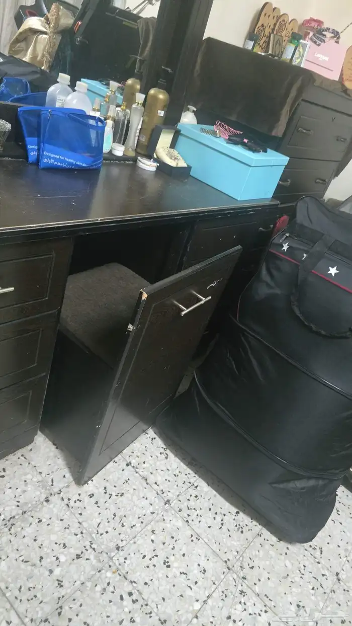غرفه نوم بحاله جيده 3