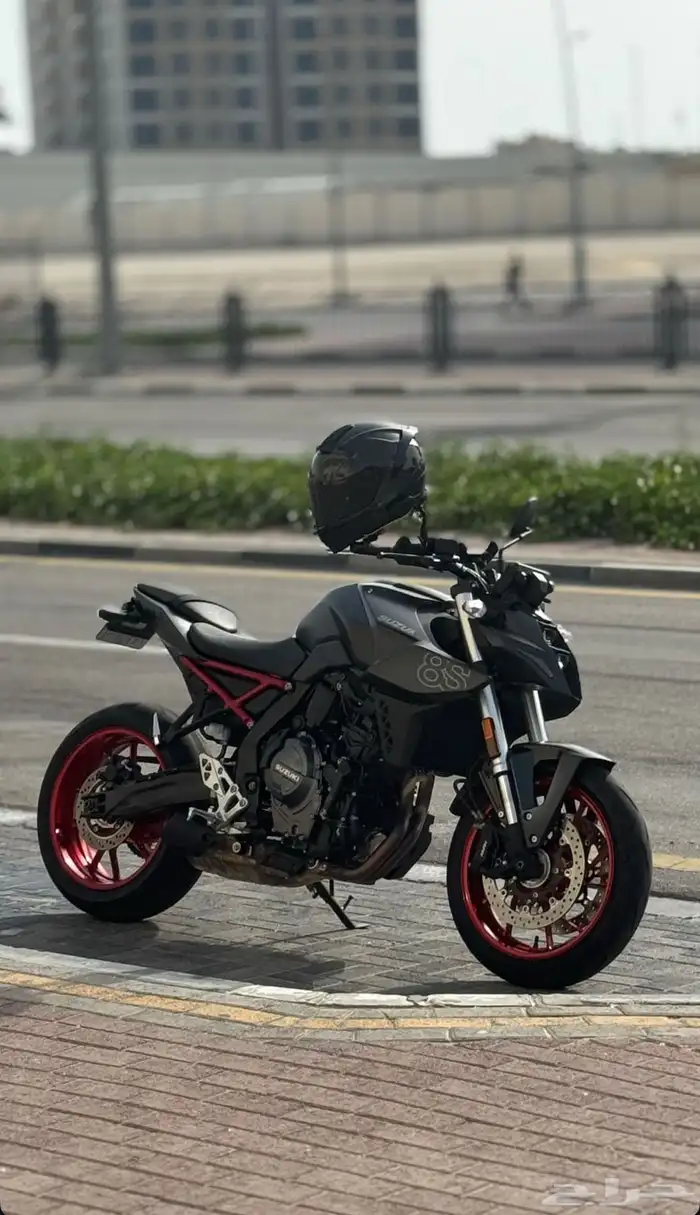2025 gsx8s 0