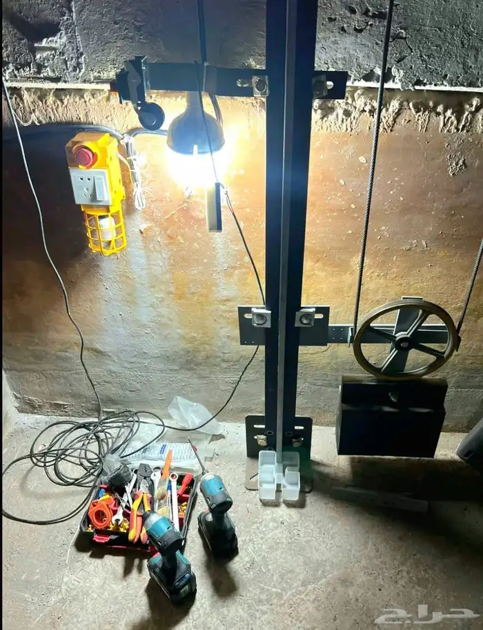 صيانه اعطال برمجه المصاعد والسلالم الكهربائية 28