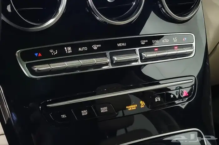 مرسيدس جي ال سي Mercedes Glc-Class GLC300 4matic موديل 2022 24