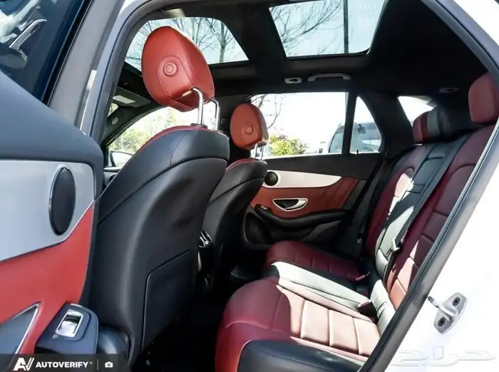 مرسيدس جي ال سي Mercedes GLC 300 4matic SUV موديل 2022 11