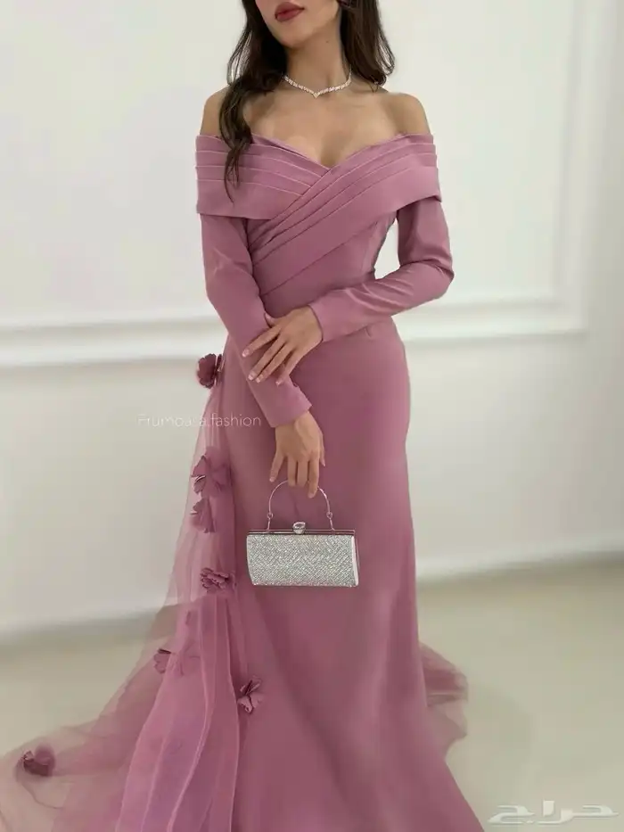 حياكم وصل جديدي من شنط والفساتين السهرات 0