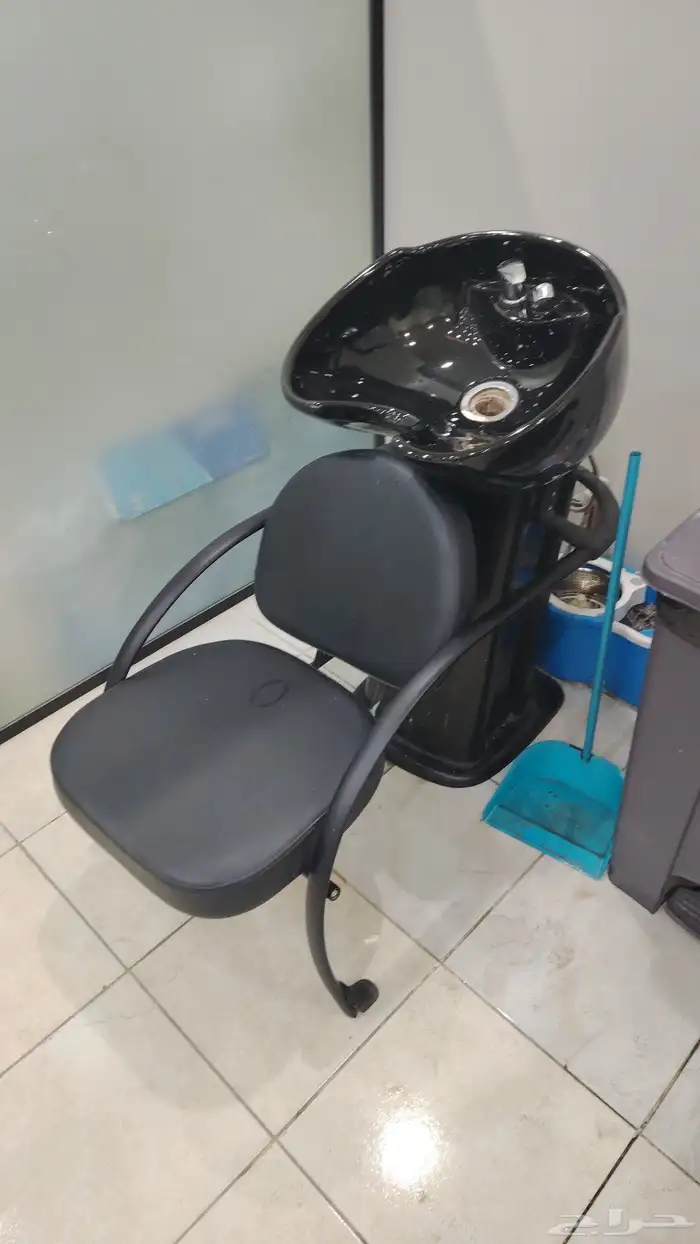 كرسي غسيل استخدم بسيط للبيع السعر 400ريال 0