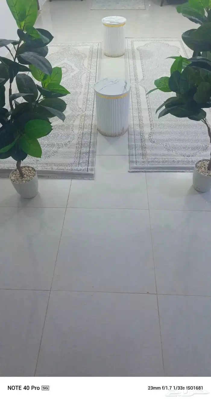 تم البيع...سجادتين بيضاء 2