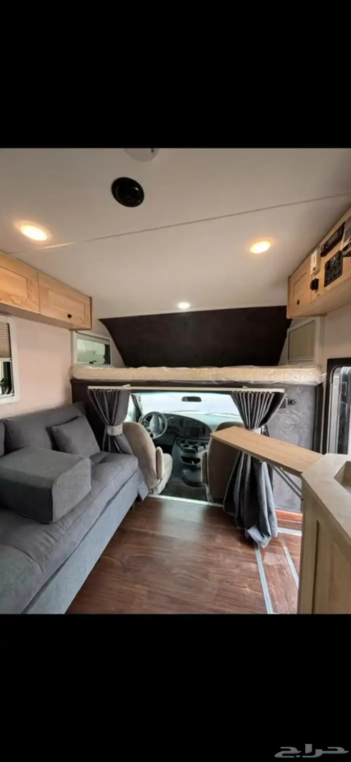 فورد F350 موتر هوم 1
