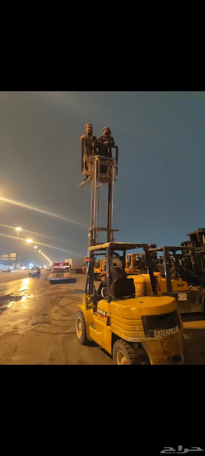تاجير معدات فوركلفت رافعات شوكيه وكرينات بوبكات وجميع انواع 5