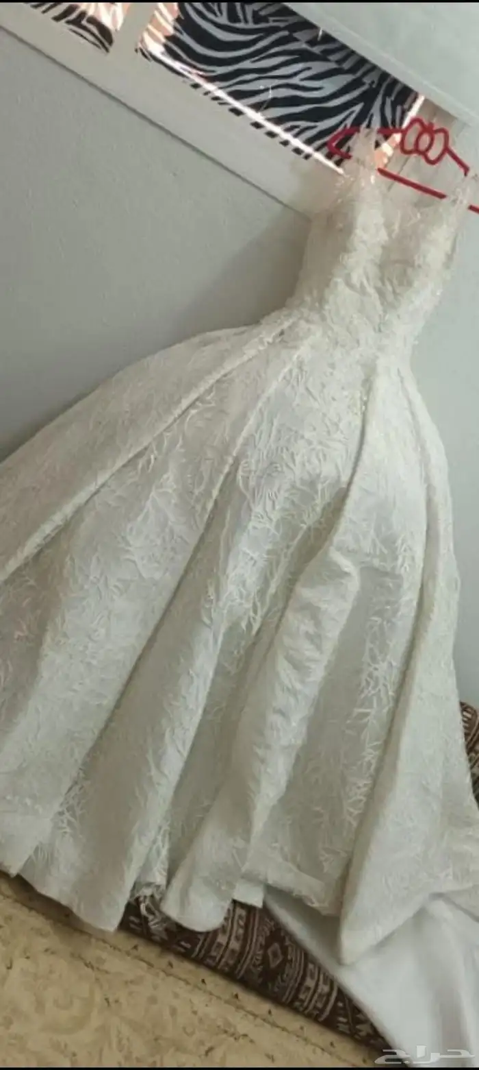 فستان زفاف للبيع او الاجار بأسعار رمزية 1