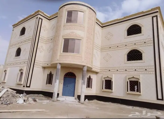 معلم ديكورات خارجيه ملونه بجميع الأشكال والاوان 2