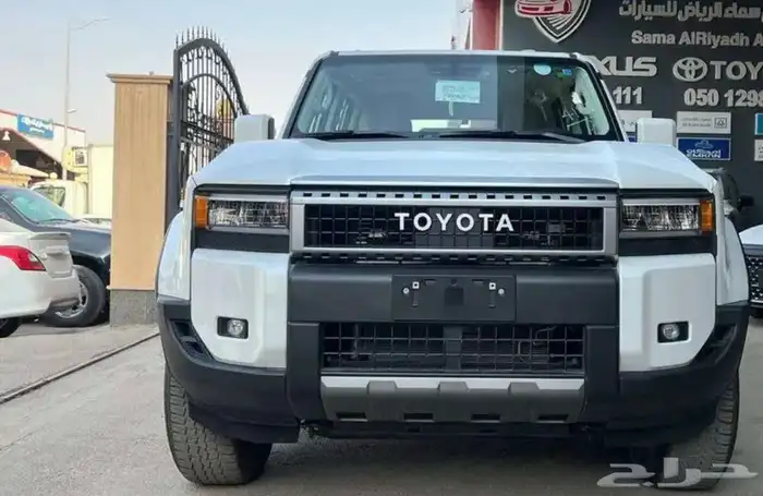 تويوتا برادو 2025 TXL2 ابيض لؤلؤي 7