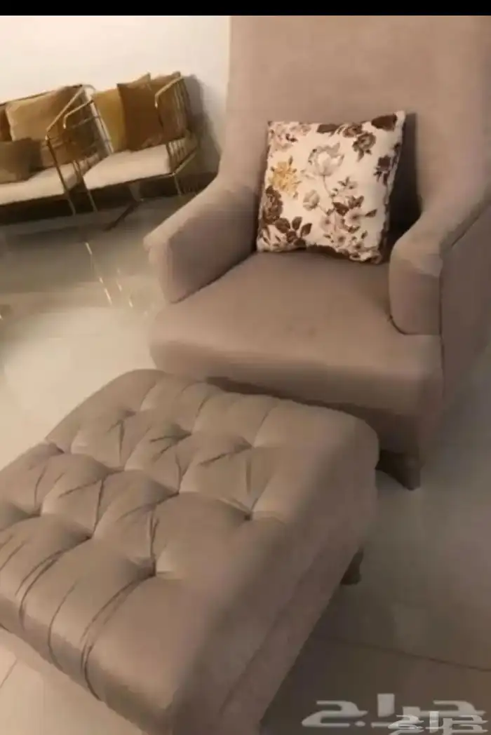 اثاث ممتاز للبيع 1