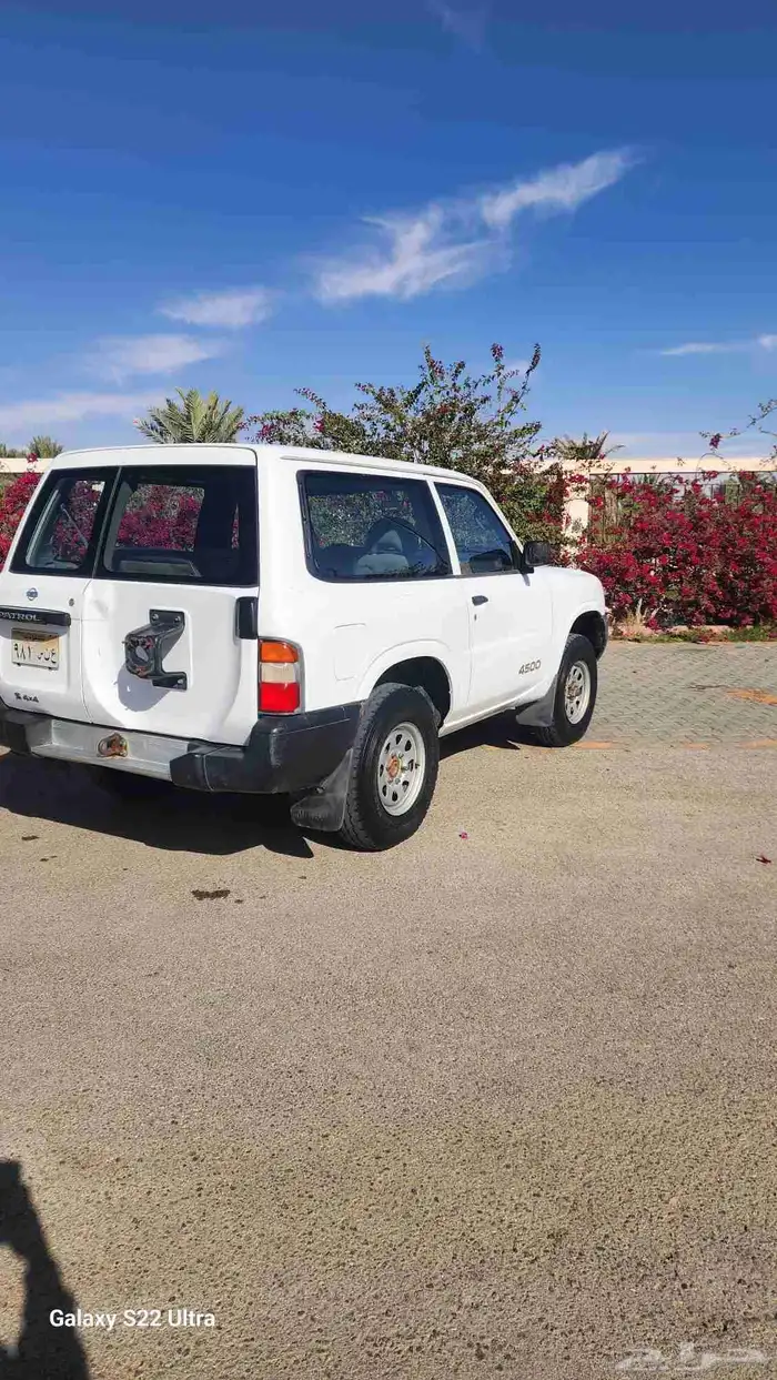 جيب ربع نيسان 2001 7