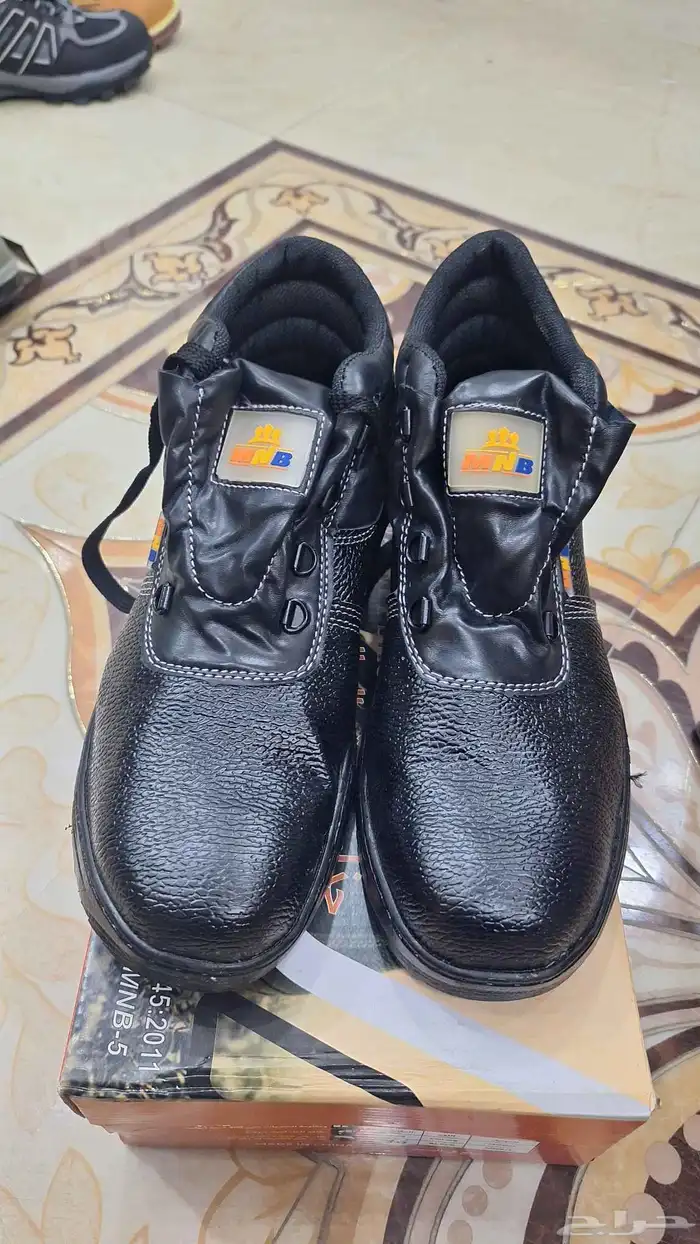 شوزات عمال وشوزات مهندسين 8