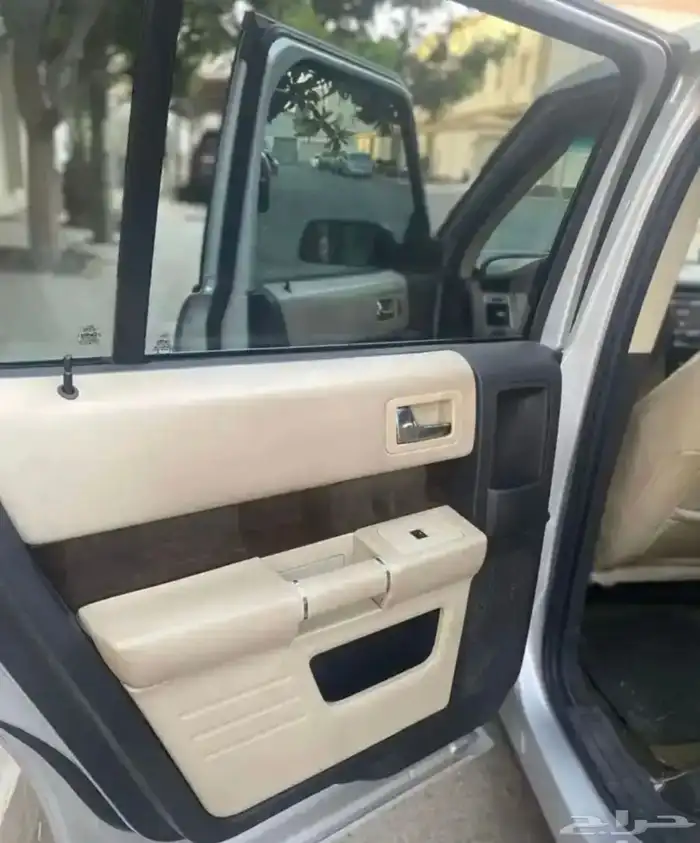 فورد فلكس 2013 فل كامل نضيف 30