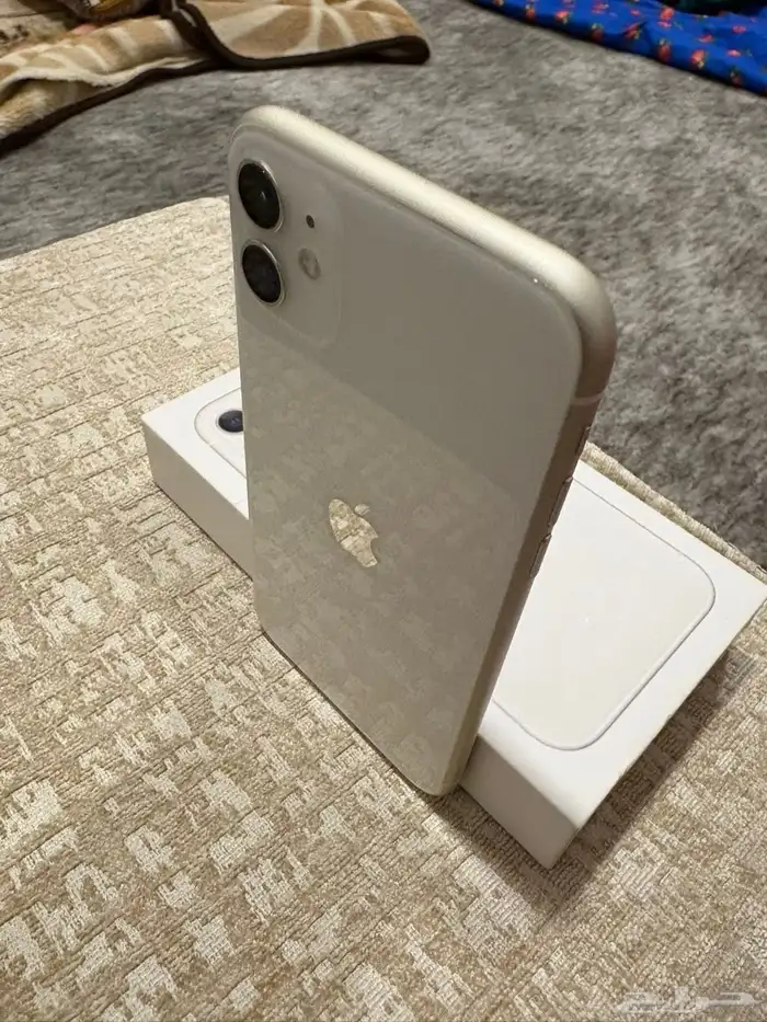 ايفون 11 0