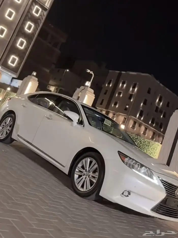 مطلوب لكزس من 2013 1