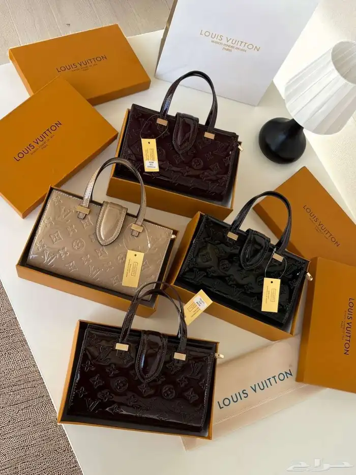 شنط ماركات نسائيه جمله وقطاعي محتاجين مسوقات 2