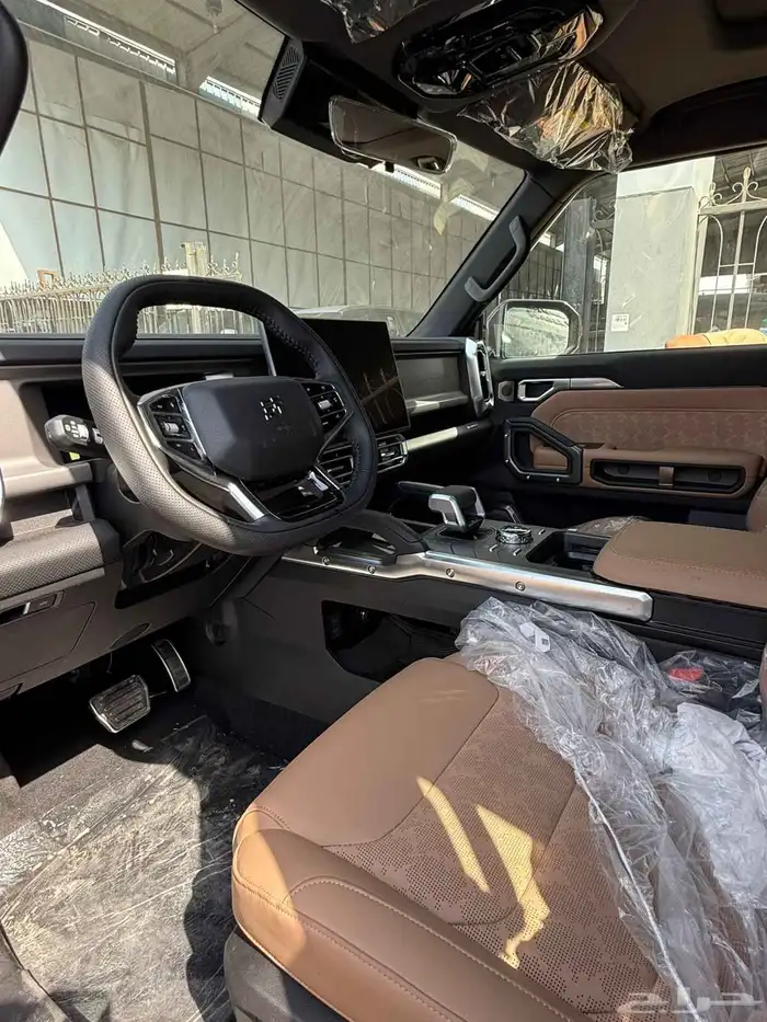 جيتور تي 2 لكجري 2026 اسود ورمادي وبني واسمنتي 4