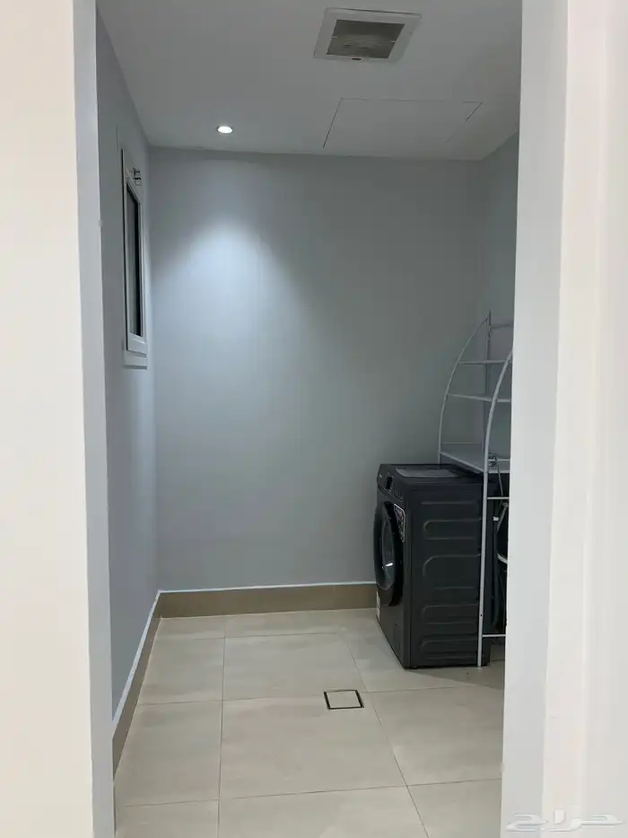 شقة للإيجار دور أول الرياض حي الملقا 75.000 4