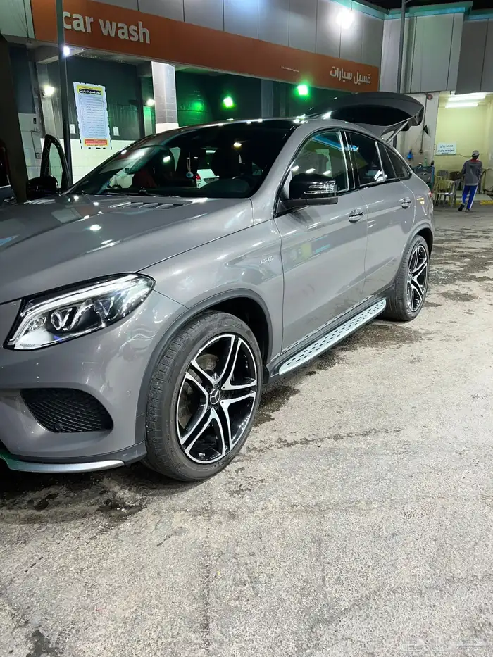 مرسيدس جي ال اي كوبيه 2017 Mercedes Benz GLE43 coupe 3