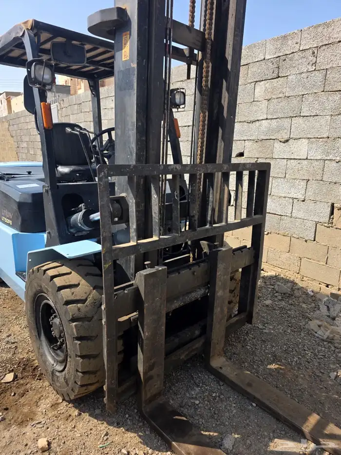 للبيع رافعة شوكية 5 طن 2015 2