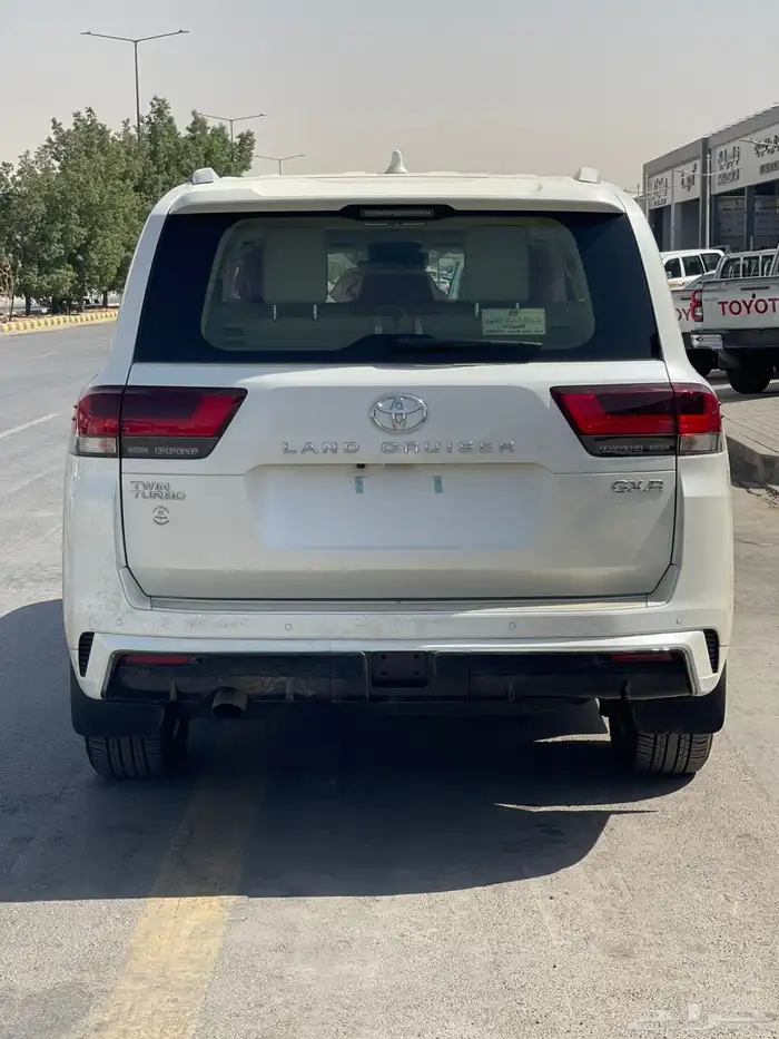 لاندكروزر 2025 GXRL5S خليجي 6