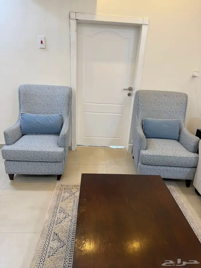 كنب شبه جديد للبيع من قصر السرايا 2