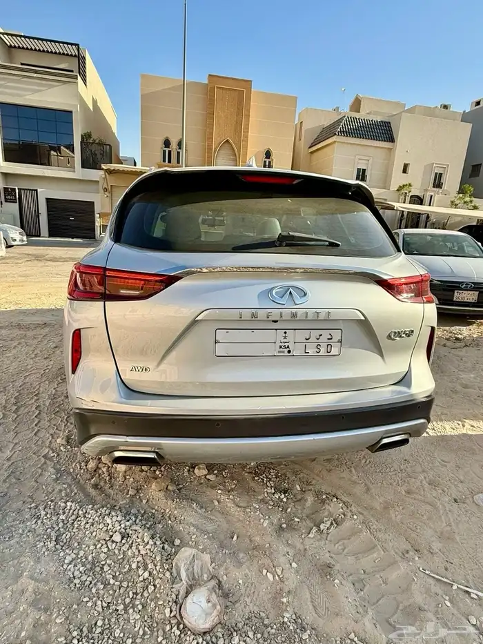 انفنتي QX50 2020 4