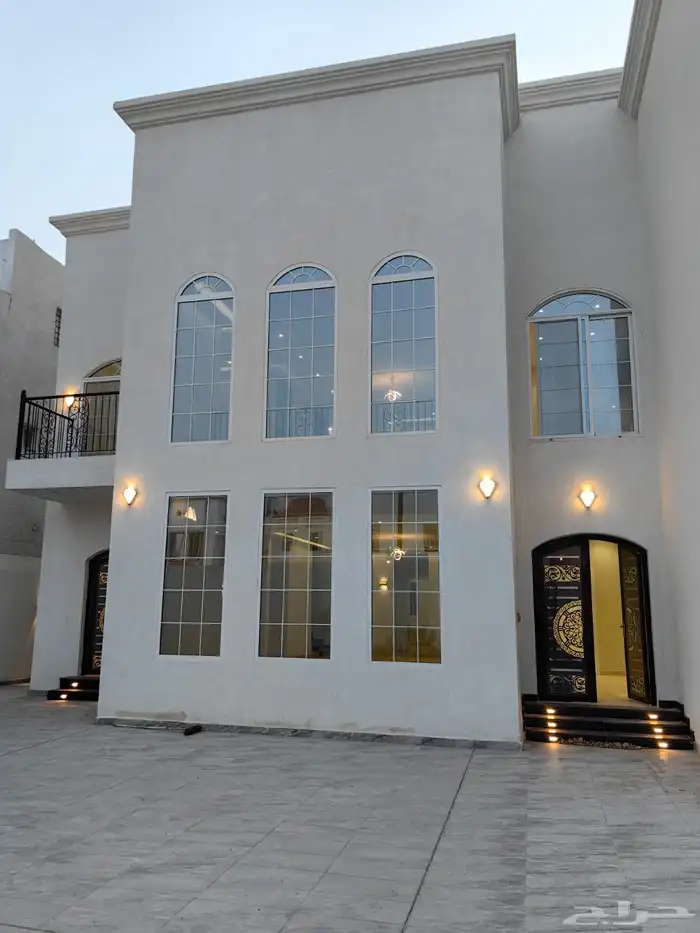 فلة بتصميم عصري للبيع مساحة 600 واجهة شرقية 3