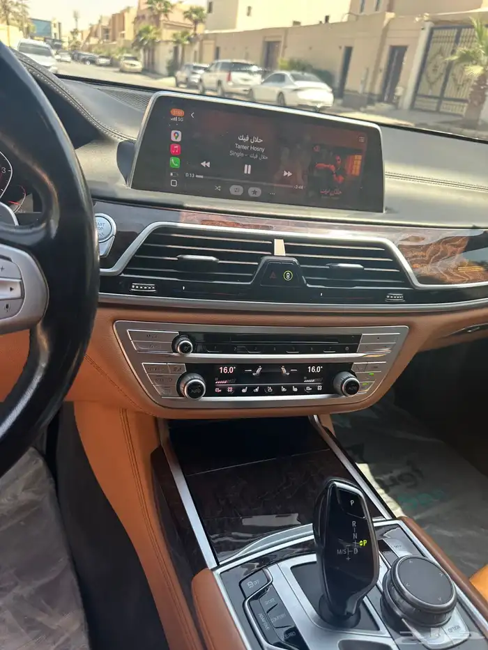 بي ام دبلو 2022 5