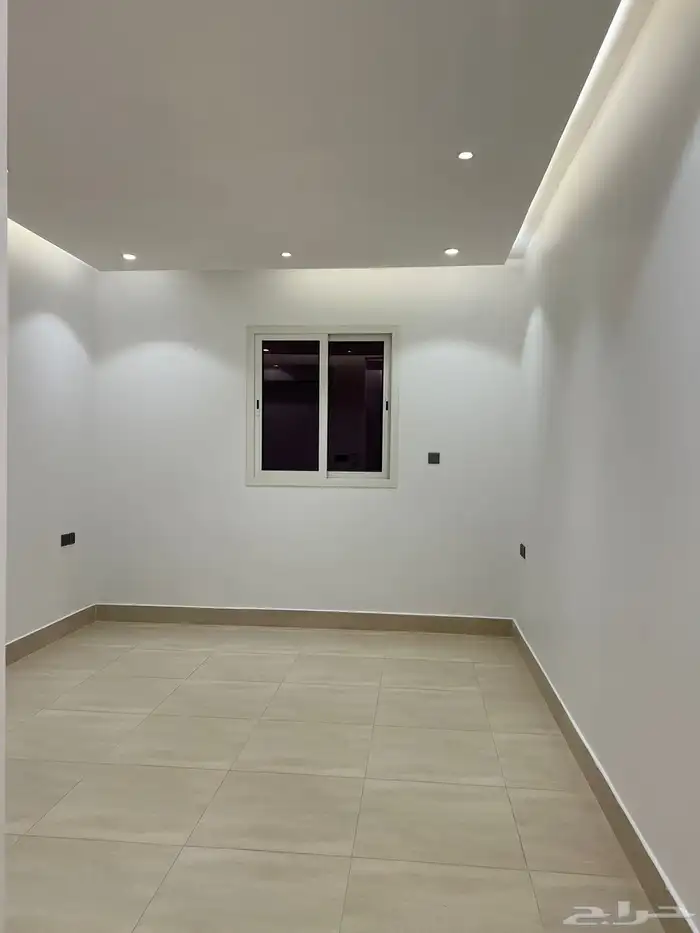 شقة للإيجار دور أول الرياض حي الملقا 75.000 1