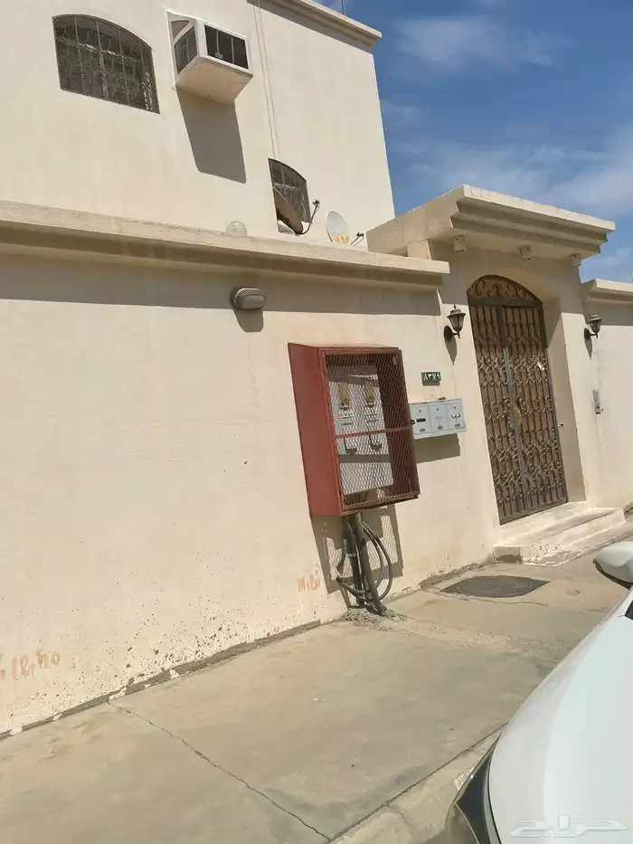 عمارة نظام فيلا للبيع بحي الشرائع 0