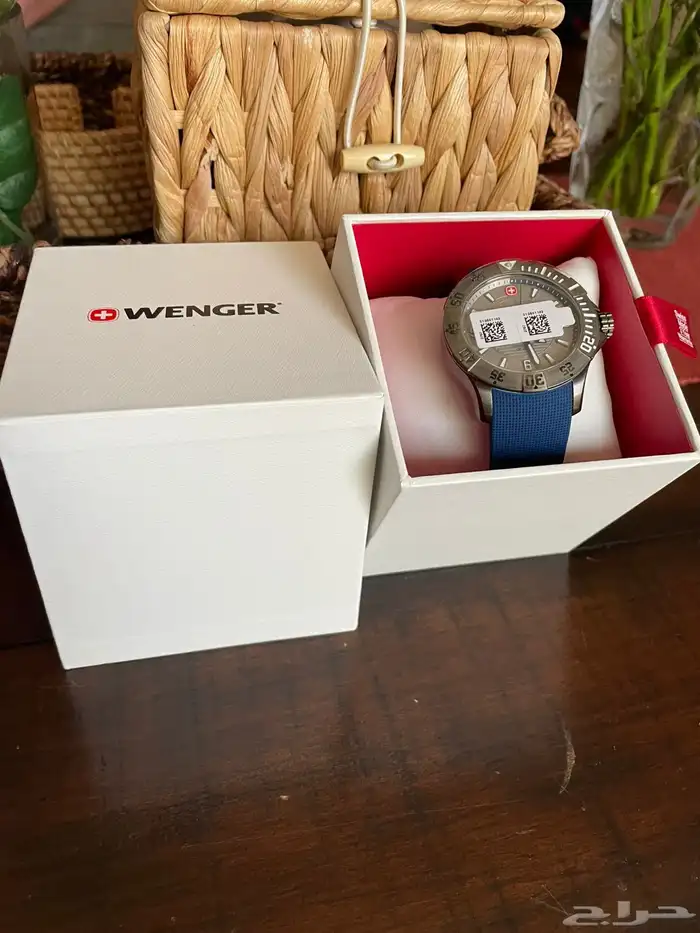 ساعة سويسرية مستوردة (اصلية) WENGER 1