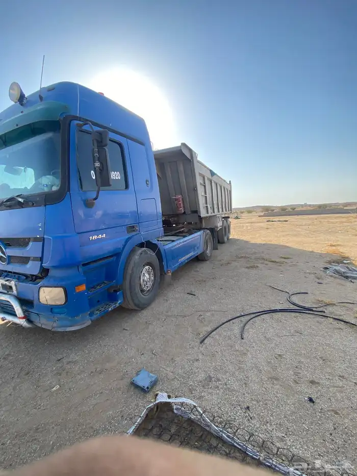 للبيع اكتروس مع الصندوق 5