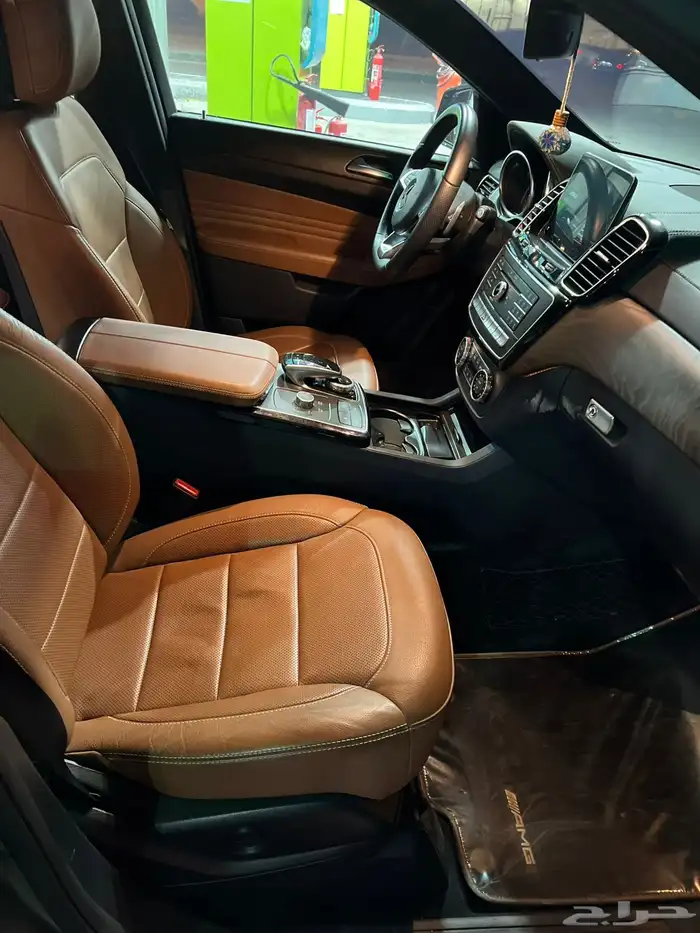 مرسيدس جي ال اي كوبيه 2017 Mercedes Benz GLE43 coupe 4