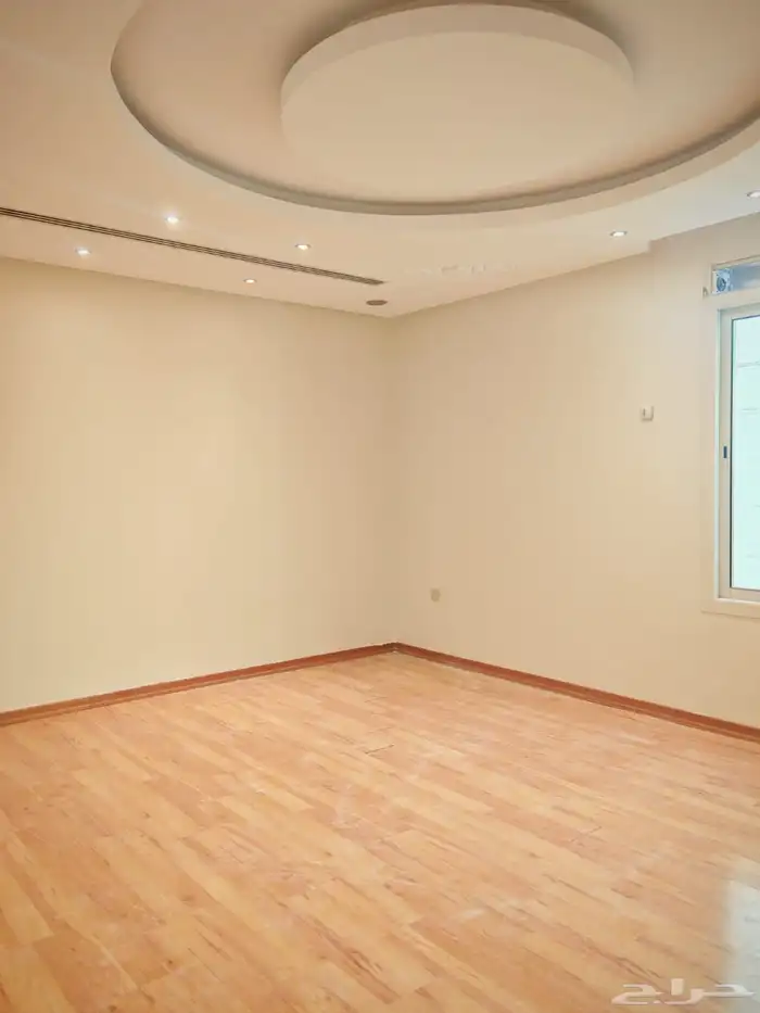 فلة للإيجار بحي الياسمين 5