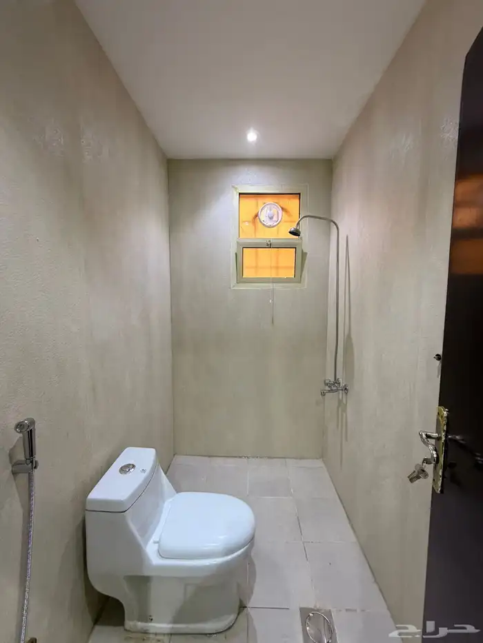 شقة للايجار حي الحزم 9