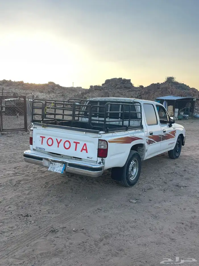 هايلكس 2004 للبيع غمارتين 1